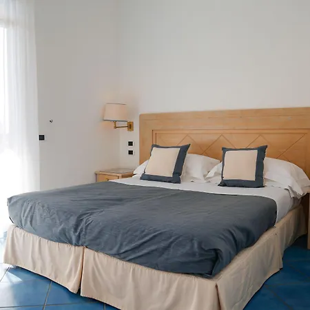 Hotel Jr Elba International