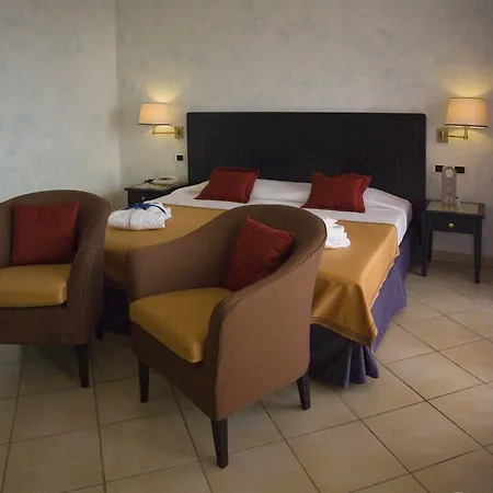 Th - Grand Elba International Отель