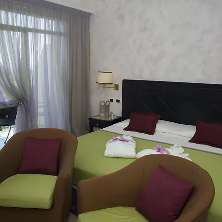Th - Grand Elba International 4* Каполивери